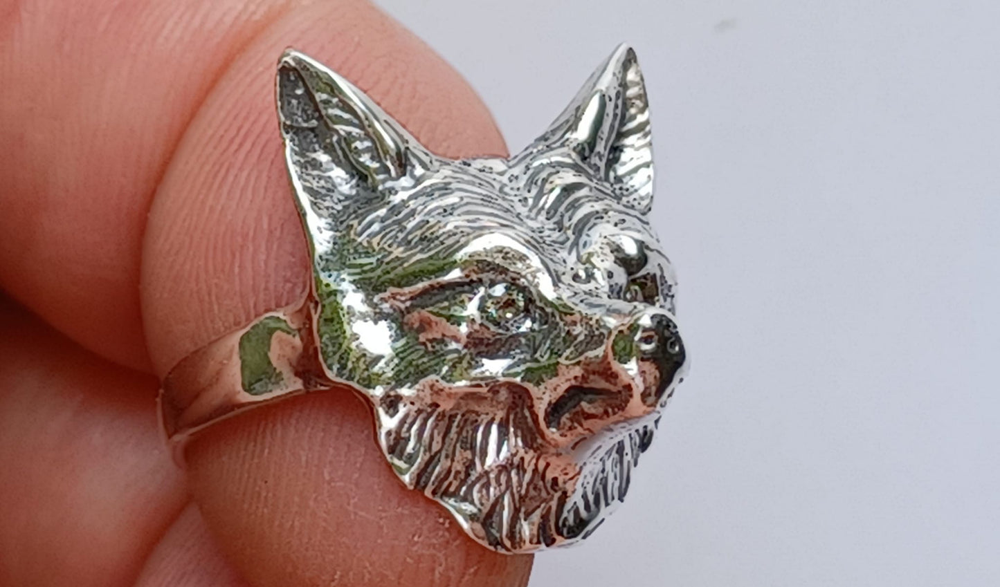 Fox mask ring size 9 sterling silver Peridot stone eyes  Zimmer