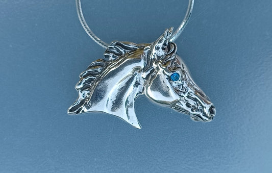 Horse Head pendant stone set eye & chain Sterling silver