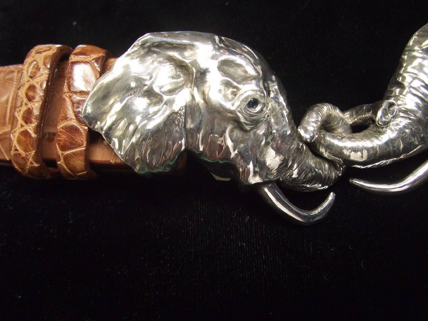 Order For:  Elephants belt buckle Sculpture jewelry in  sterling silver Zimmer jewelry